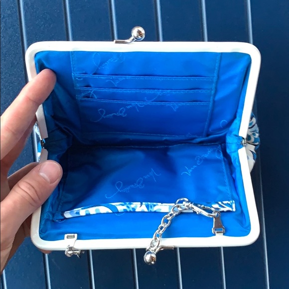 Bundle of Vera Bradley Essentials - Picture 14 of 14